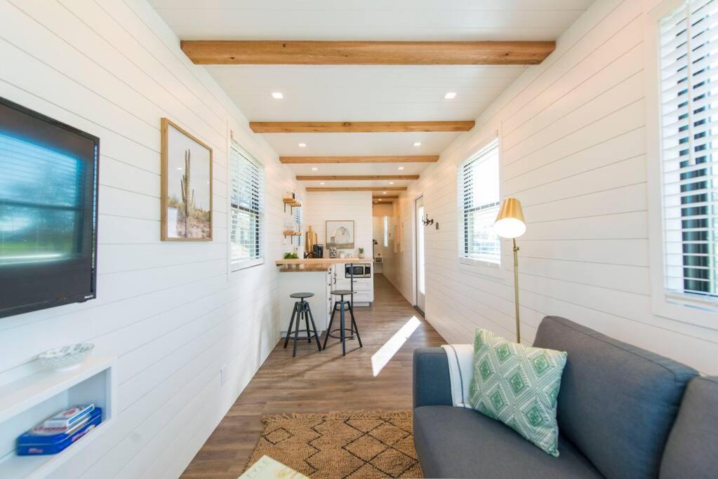 Container Home With Rooftop Views And Pickleball-Pecan Grove Bellmead Exterior foto