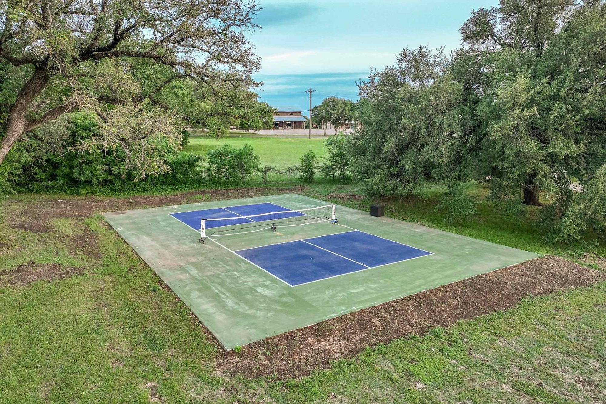 Container Home With Rooftop Views And Pickleball-Pecan Grove Bellmead Exterior foto